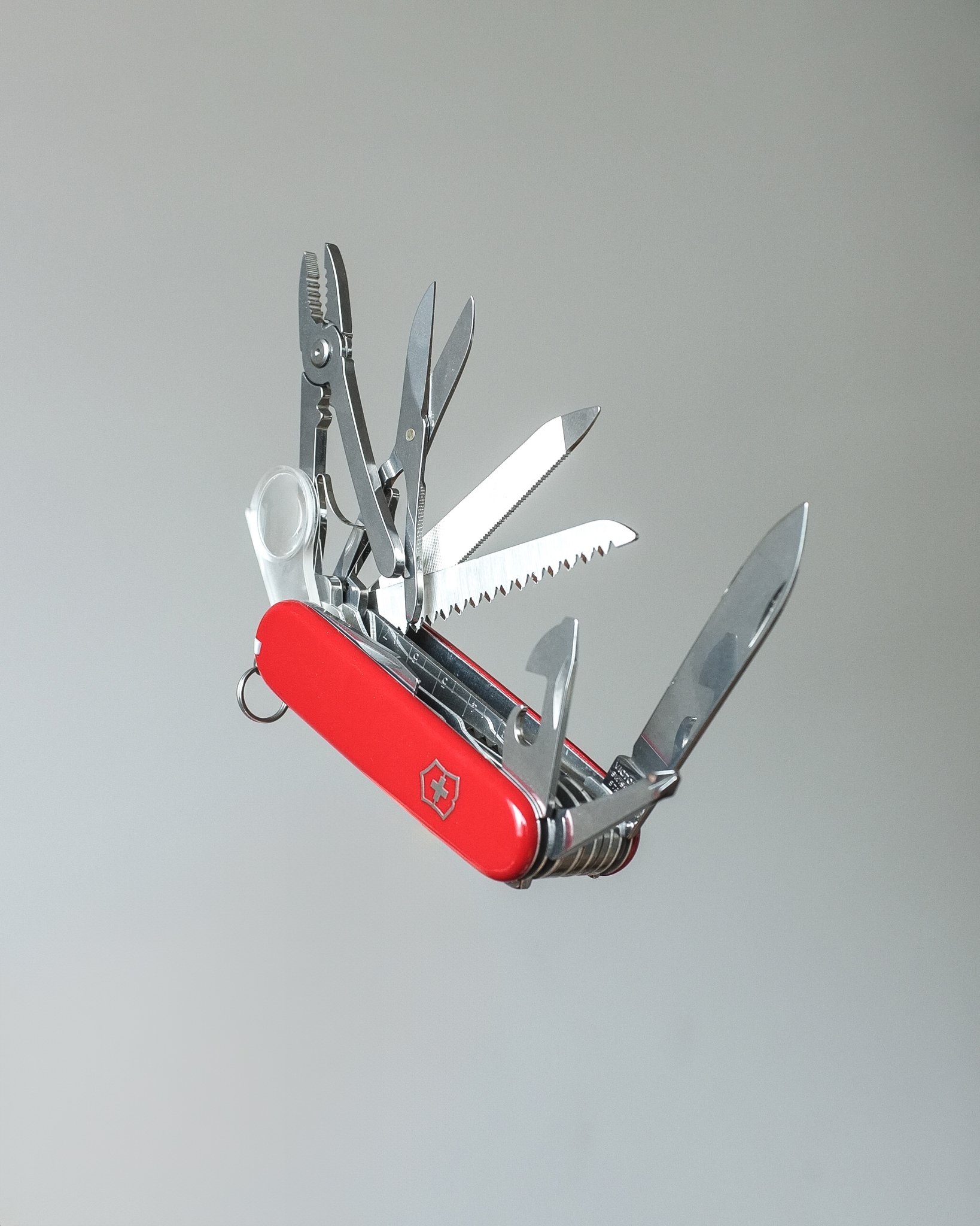 Swiss Champ ] Multitool by Victorinox — KIOSK